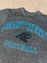 Load image into Gallery viewer, Carolina Panthers T Shirt Medium Football
