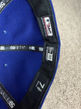 Load image into Gallery viewer, Philadelphia Phillies Hat 7 5/8 Fitted New Era Baseball
