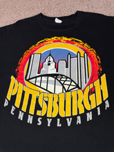 Load image into Gallery viewer, Pittsburgh T Shirt XL Skyline Pennsylvania
