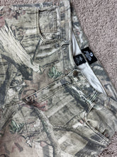 Load image into Gallery viewer, Mossy Oak Pants 38/30 Hunting Camo Outdoors
