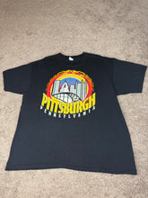 Load image into Gallery viewer, Pittsburgh T Shirt XL Skyline Pennsylvania
