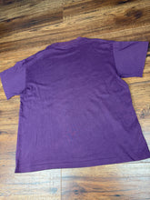 Load image into Gallery viewer, Mighty Ducks T Shirt Medium Vintage 90s Hockey
