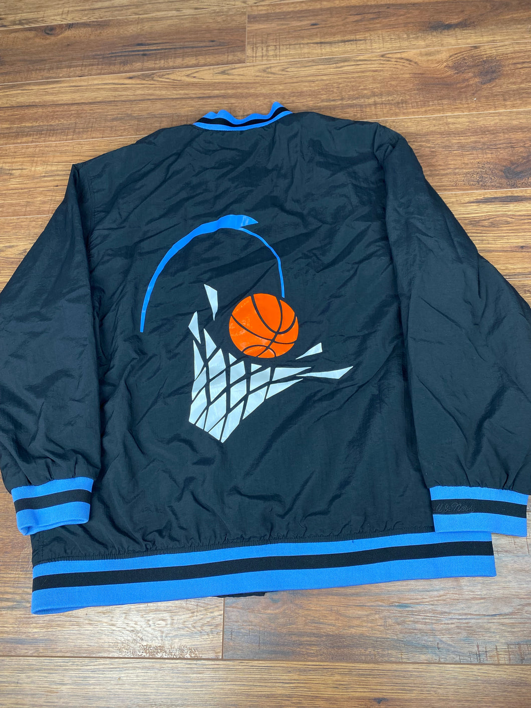 Cleveland Cavaliers Jacket XL Mitchell & Ness Basketball