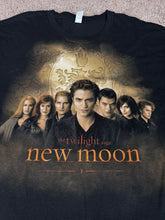Load image into Gallery viewer, Twilight New Moon T Shirt XL Movie Vampires 2009
