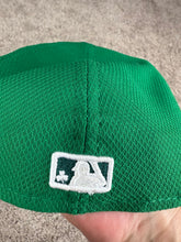 Load image into Gallery viewer, Cincinnati Reds Hat 7 3/4 New Era Fitted Baseball St Patrick’s Day Irish
