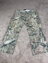 Load image into Gallery viewer, Mossy Oak Pants 38/30 Hunting Camo Outdoors
