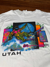 Load image into Gallery viewer, Vintage Ski T Shirt Large Utah
