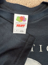 Load image into Gallery viewer, Skull T Shirt Small Vintage New York City Evolution Natural History Museum
