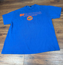 Load image into Gallery viewer, Florida Gators T Shirt XL Vintage 2000s Y2K Basketball College
