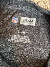 Load image into Gallery viewer, Carolina Panthers T Shirt Medium Football
