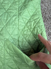 Load image into Gallery viewer, Barbour Jacket Women’s Large Vest Green
