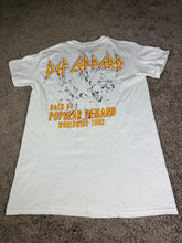 Load image into Gallery viewer, Def Leppard T Shirt Small Medium Rock Music Tour

