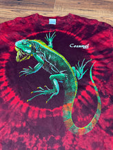 Load image into Gallery viewer, Nature T Shirt XL Vintage 2000s Tie Dye Lizard
