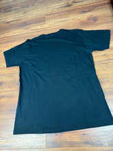 Load image into Gallery viewer, Wii Play T Shirt XL Vintage 2000s Y2K Video Games Nintendo
