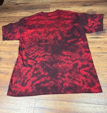 Load image into Gallery viewer, Nature T Shirt XL Vintage 2000s Tie Dye Lizard
