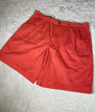 Load image into Gallery viewer, Polo Ralph Lauren Shorts 38
