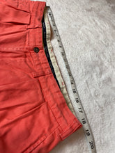 Load image into Gallery viewer, Polo Ralph Lauren Shorts 38
